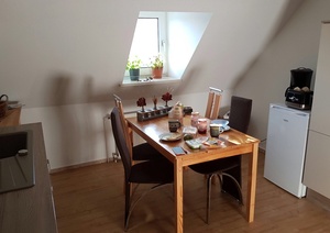 Schöne  helle  3-R-Whg. in einer Villa in  Magdeburg - Jahnring  3.OG ca.80m² mit gr, sonnigen BLK ! 677923