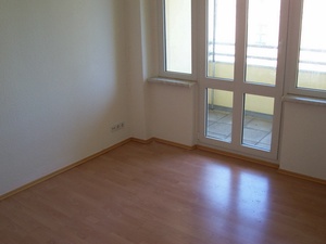 Preiswerte sonnige  3-R-Wohnung in Magdeburg-Stadtfeld Ost ca.70 m² mit  Balkon 52989