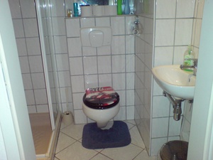 1,5 Zi. mit WC/Dusche in Stgt-Zuff. 5881