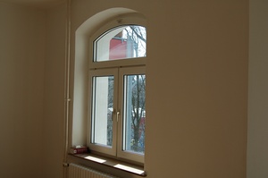 2 ZKDB mit Balkon, frisch renoviert 15663