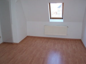 Wohnen über der Stadt ,sonnige  3 -R-Whg. mit Balkon in MD  - Stadtfeld-Ost  ca. 109 m ², im DG , 76547