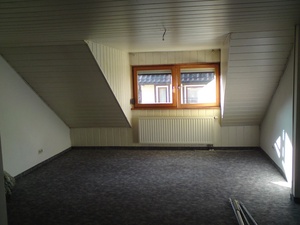 3-Zimmer-Dachgeschoss-Wohnung  7841