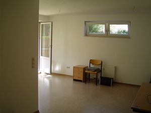 Schöne große 1-Zimmer Wohnung mit Sonnenterrasse 42171