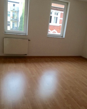 Schöne  preiswerte sonnige  2-R-Wohnung,in Magdeburg-Werder , ca.68m2 mit Terrasse zu vermieten ! 677814