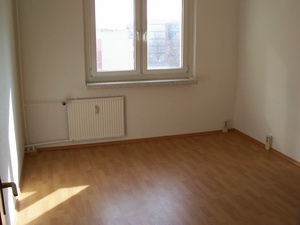 Optimale sonnige 3 -R-Whg. mit großen Balkon; in Magdeburg- Neu Olvenstedt ,  ca. 70 m²  4.OG 52913