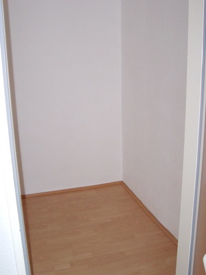 Sonnige preiswerte 2-Raum Whg, in Magdeburg -Stadtfeld Ost ,im EG, ca. 69 m² mit  großen  Balkon 227872